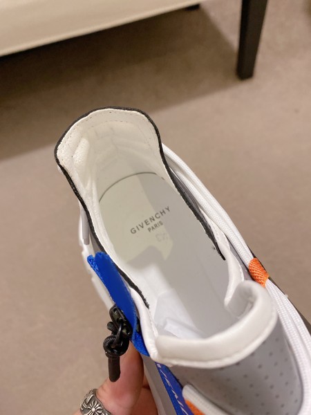 Givenchy Spectre Zip Sneakers 5