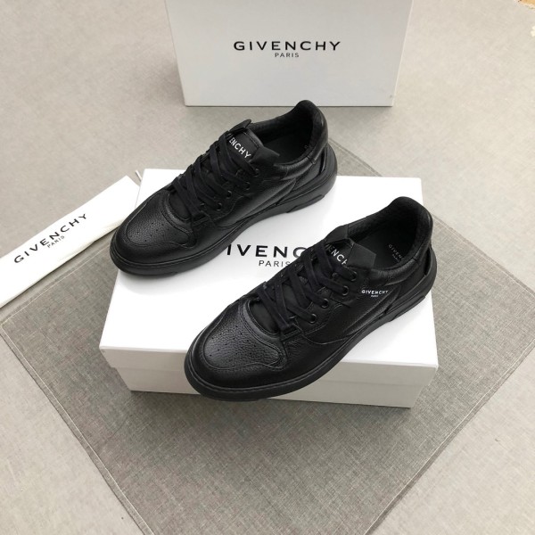 Givenchy Wing Low top Skateboard Shoes Men's Black