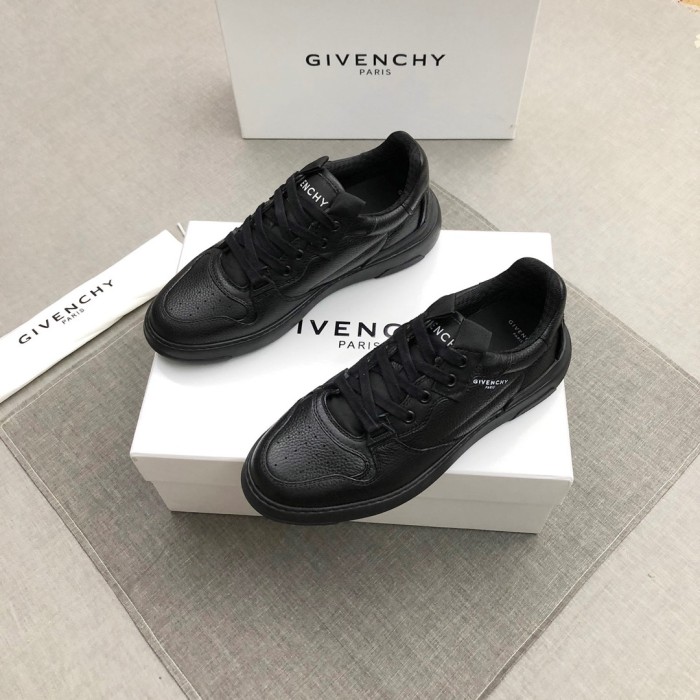 Givenchy Wing Low top Skateboard Shoes Men's Black