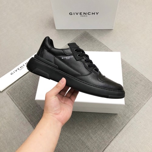 Givenchy Wing Low top Skateboard Shoes Men's Black