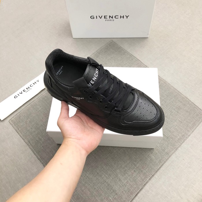 Givenchy Wing Low top Skateboard Shoes Men's Black
