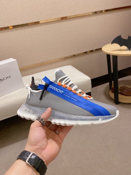 Givenchy Spectre Zip Sneakers 5