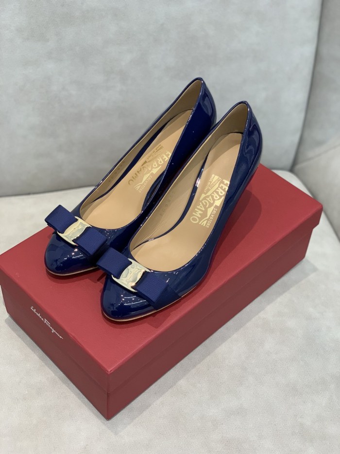 FERRAGAMO Carla Slim Heel High Heels 5.5cm Women's Dark Blue