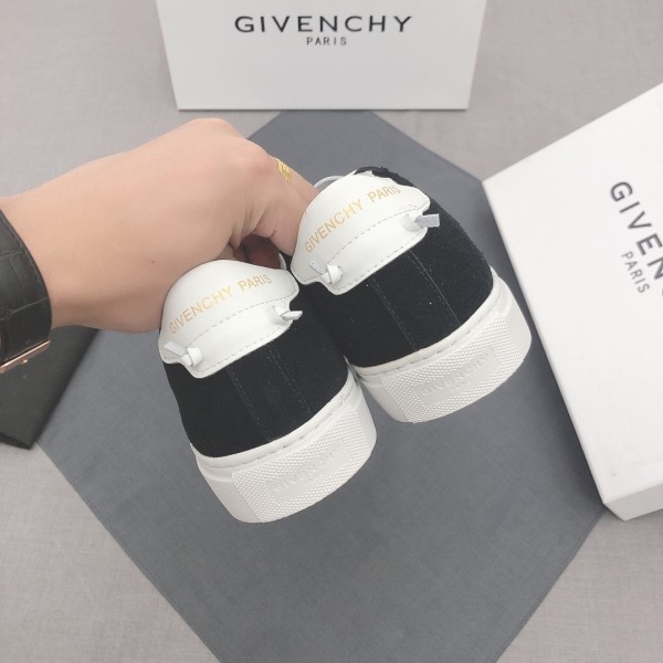 Givenchy Low top Skateboard Shoes Men's Black