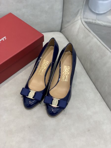 FERRAGAMO Carla Slim Heel High Heels 5.5cm Women's Dark Blue