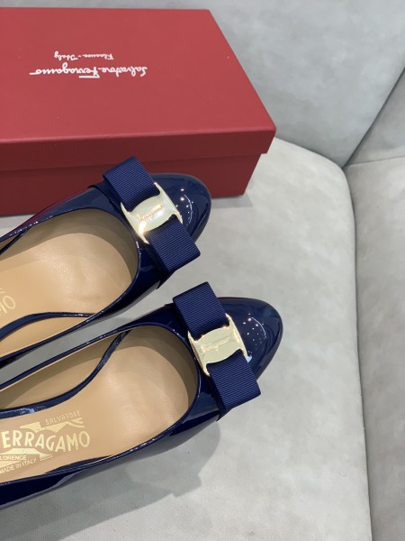 FERRAGAMO Carla Slim Heel High Heels 5.5cm Women's Dark Blue