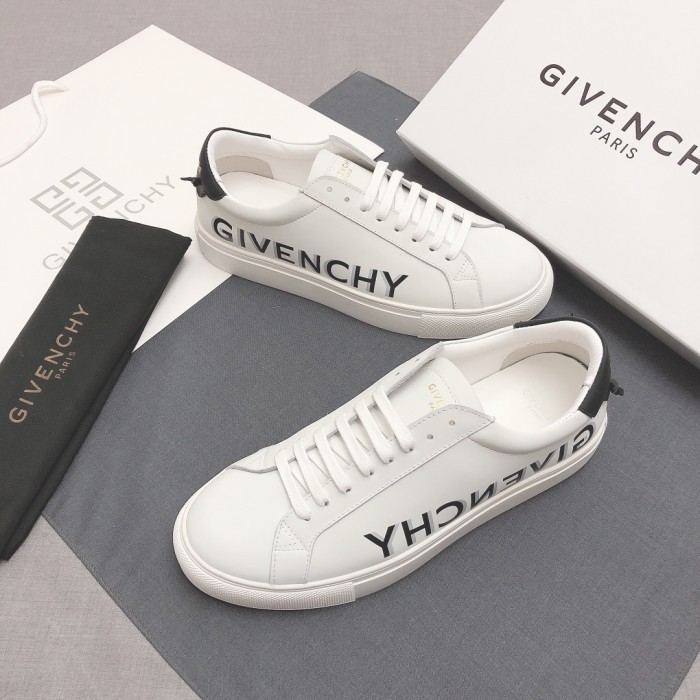 Givenchy Urban Street Logo-print Leather Sneakers 50
