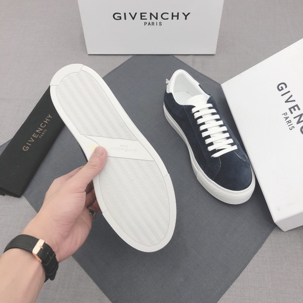 Givenchy Low top Skateboard Shoes Men's Blue