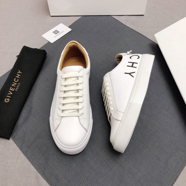 GIVENCHY Rubber Sole Logo Low Top Cow Leather Stylish Skateboarding Shoes White Black