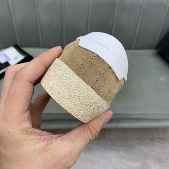 SAINT LAURENT Court Classic Low Top Skateboard Shoes Women's Brown