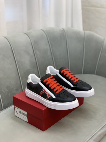 Salvatore Ferragamo Gancini Sneaker 10