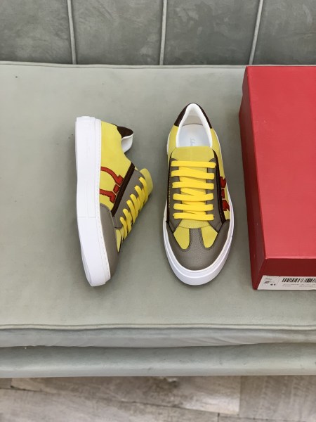 FERRAGAMO GANCINI Leather Low top Skateboard Shoes Men's Yellow