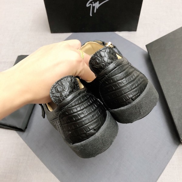 Giuseppe Zanotti Frankie crocodile-embossed low-top sneakers