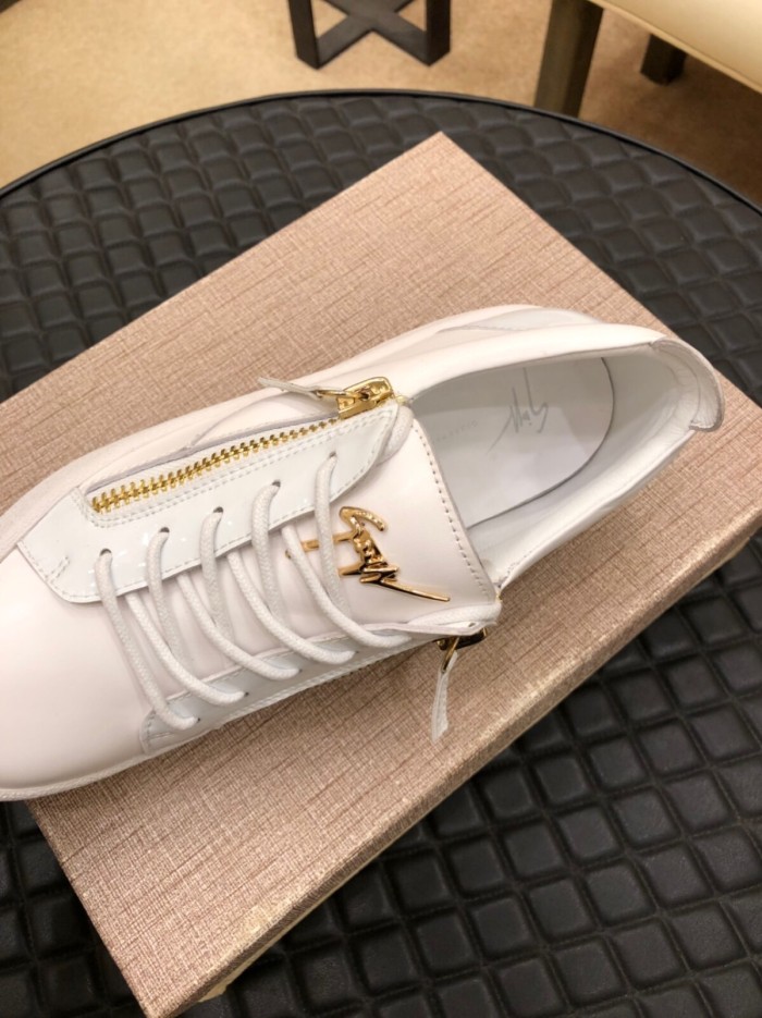 Giuseppe Zanotti Frankie Zip Detailed Lace Up Sneakers