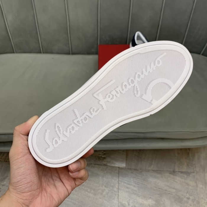 Salvatore Ferragamo Gancini Sneaker 6