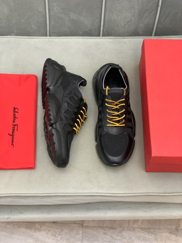 FERRAGAMO Low top Casual Shoes Men's Black