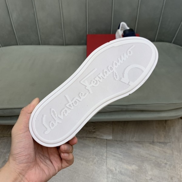 Salvatore Ferragamo Gancini 02C613 736145