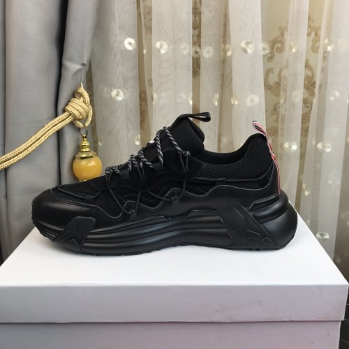 Moncler Low-Top Casual Shoes Men's Black