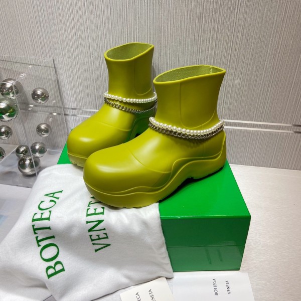 Bottega Veneta Puddle Rain Boots Ankle Boots Neon Green