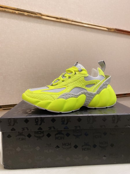 MCM Luft Low top Casual Shoes Women's Yellow