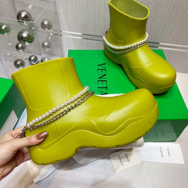Bottega Veneta Puddle Rain Boots Ankle Boots Neon Green