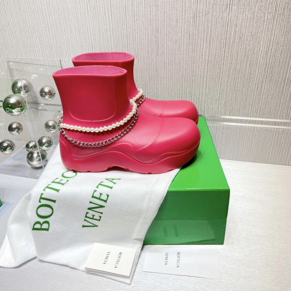 Bottega Veneta Puddle Ankle Boot Hollyhock