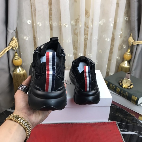 Moncler Low-Top Casual Shoes Men's Black