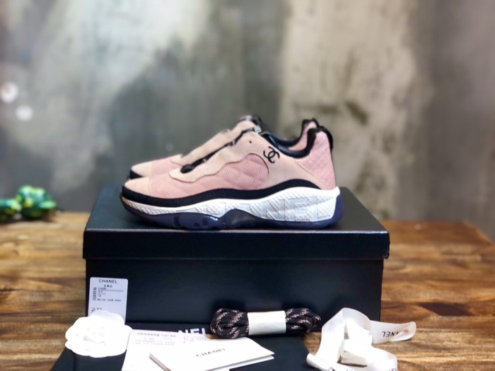 CHANEL wear-resistant and non-slip low-top casual shoes for women pink