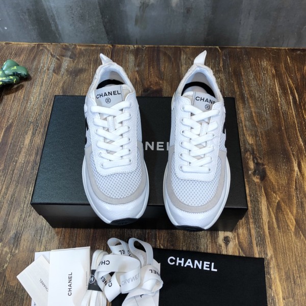 CHANEL Leather Logo Low Top Lifestyle Shoes Womens White