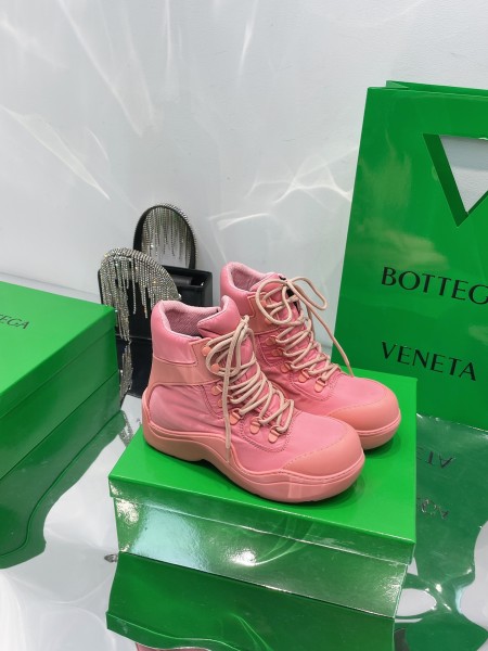 Bottega Veneta Puddle Bomber Boots