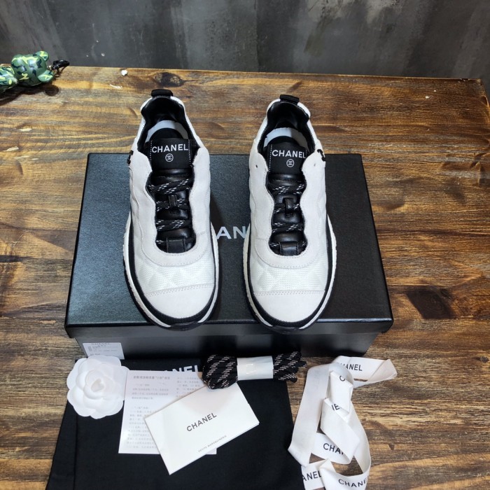 CHANEL leather shock-absorbing, non-slip, wear-resistant, lightweight, low-top, casual shoes for women, ivory white