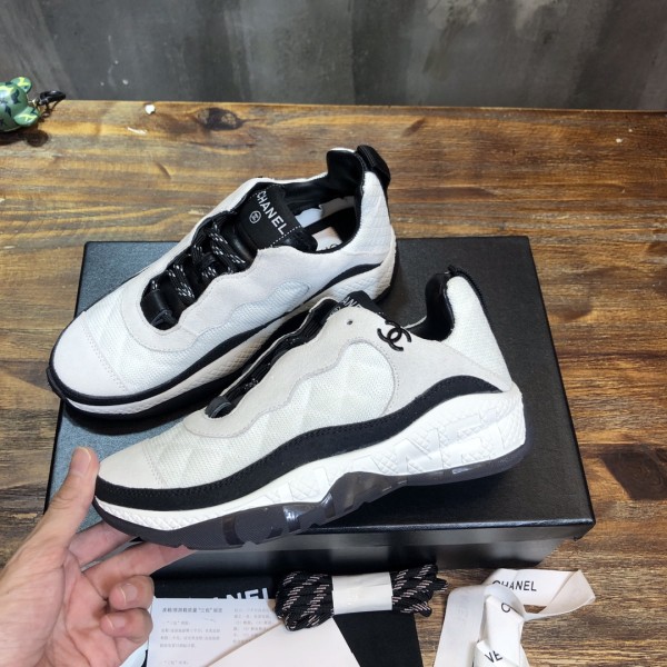 CHANEL leather shock-absorbing, non-slip, wear-resistant, lightweight, low-top, casual shoes for women, ivory white