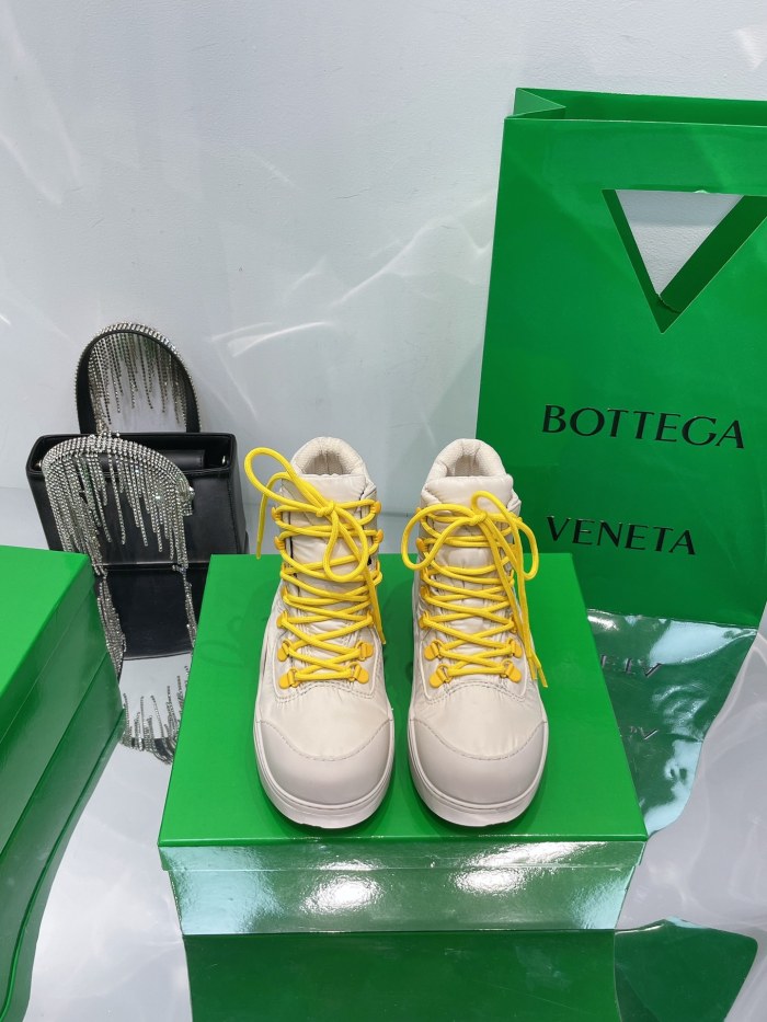 Bottega Veneta Puddle Bomber Ankle Boot White