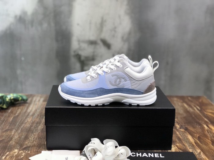 CHANEL Low-top lifestyle shoes for women Sky blue
