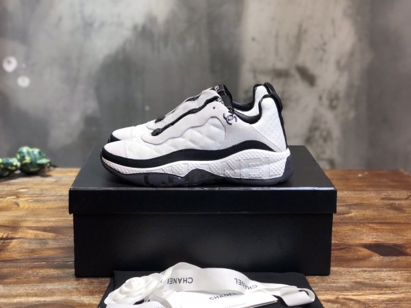 CHANEL leather shock-absorbing, non-slip, wear-resistant, lightweight, low-top, casual shoes for women, ivory white