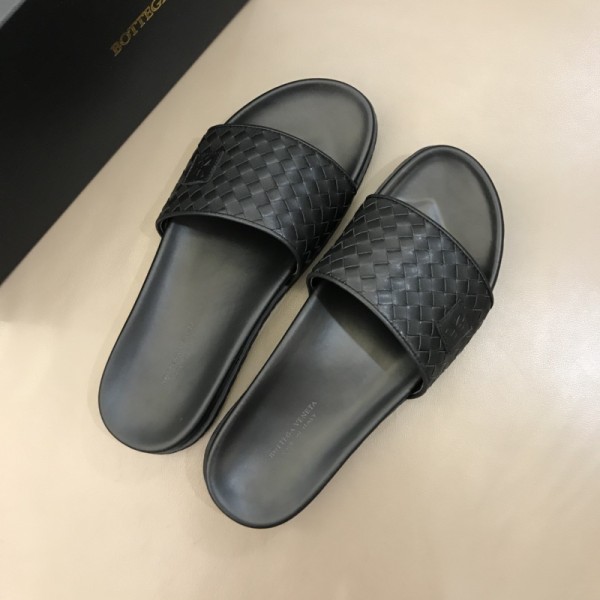 Bottega Veneta Intrecciato Slide Slippers Men's Black