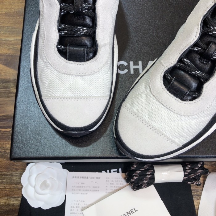 CHANEL leather shock-absorbing, non-slip, wear-resistant, lightweight, low-top, casual shoes for women, ivory white