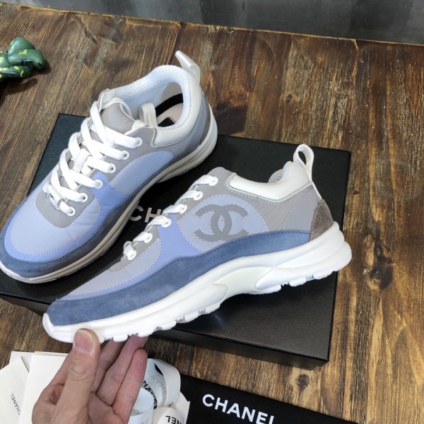 CHANEL Low-top lifestyle shoes for women Sky blue