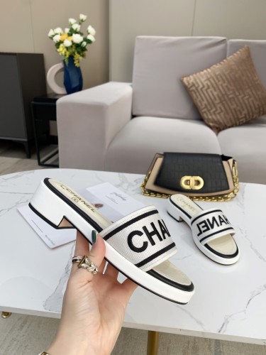 CHANEL Women's Mules 'Ivory Black' Women's