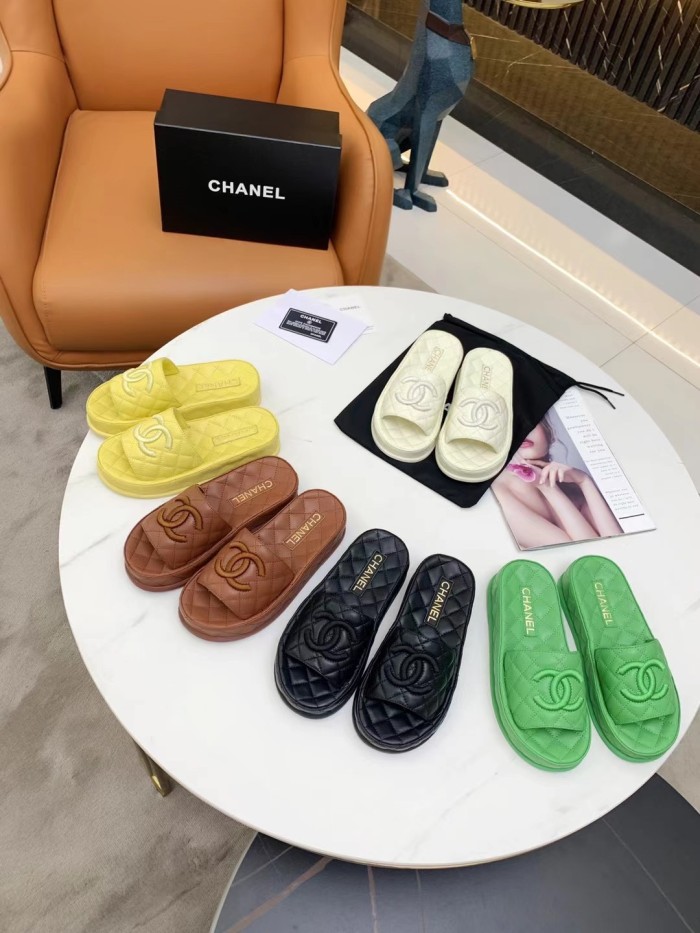 Chanel Slides G36901 X01000 NB354