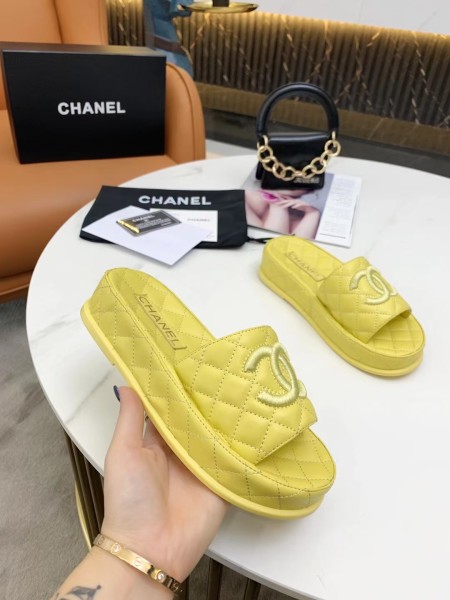 CHANEL Rubber Sole Abrasion Resistant Slide Slippers Women's Yellow