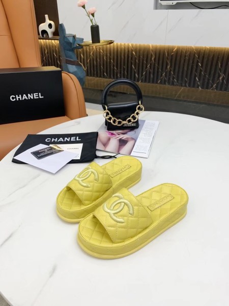 CHANEL Rubber Sole Abrasion Resistant Slide Slippers Women's Yellow