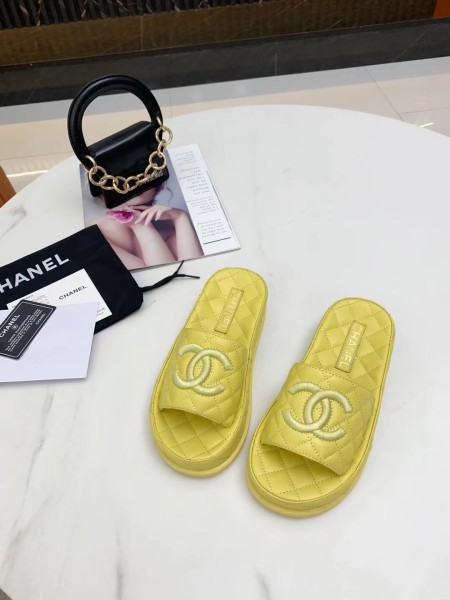 CHANEL Rubber Sole Abrasion Resistant Slide Slippers Women's Yellow