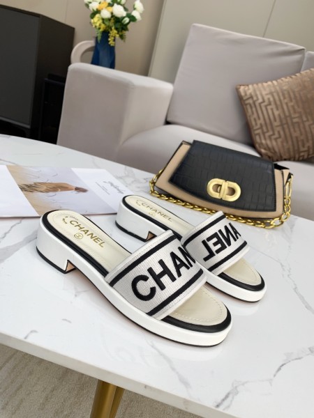 CHANEL Women's Mules 'Ivory Black' Women's