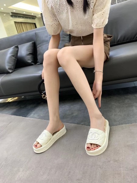 CHANEL Slide Slippers Women's Ivory