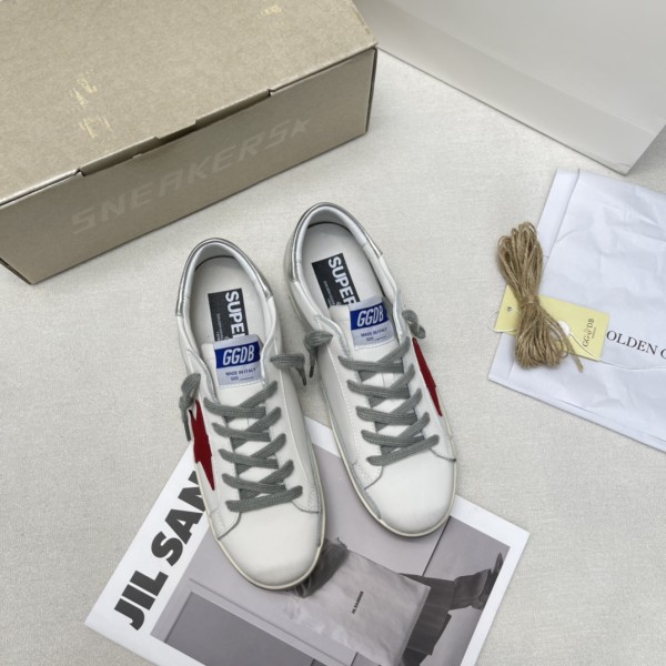 Golden Goose Superstar distressed-finish sneakers 24