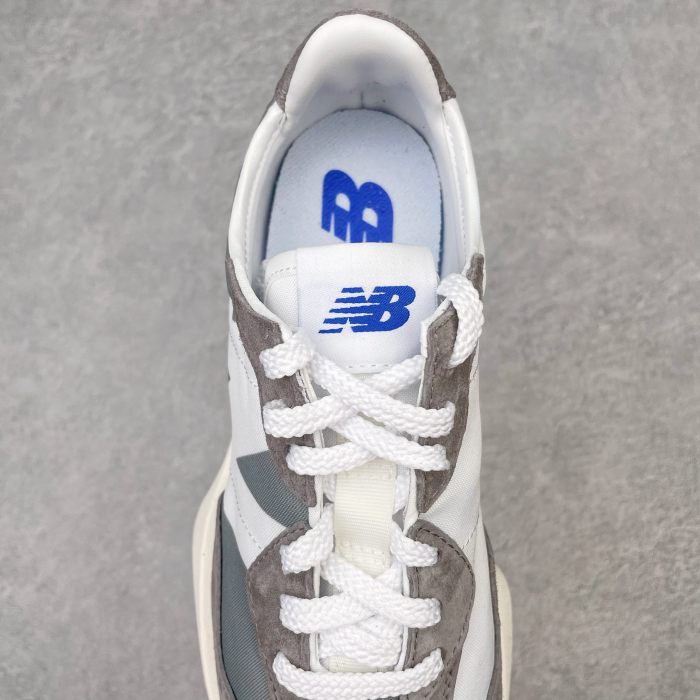 New Balance 327 Grey