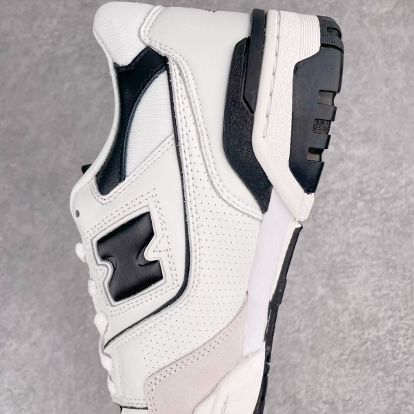 New Balance 550 Sea Salt Black