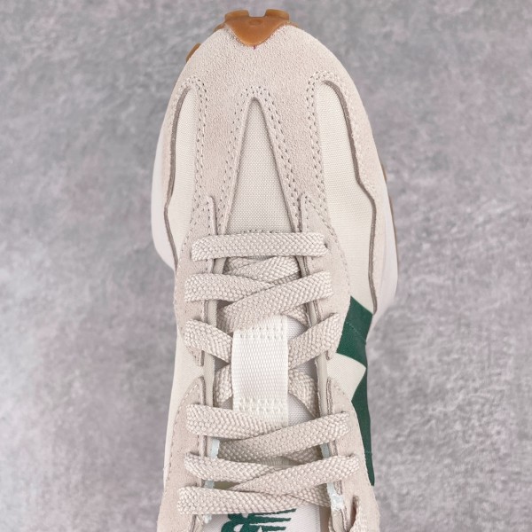 New Balance 327 Timberwolf Nightwatch Green