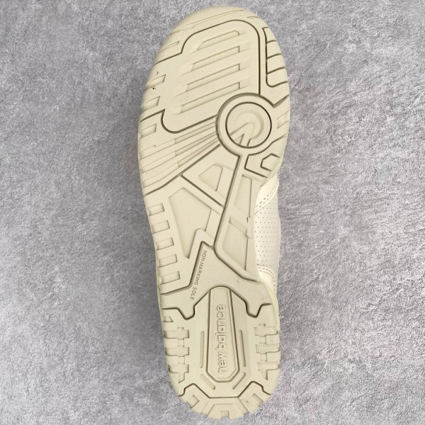 New Balance 550 AURALEE